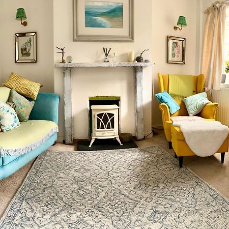 Holly Cottage Cosy Home In Sherwood Forest エドウィンストー エクステリア 写真