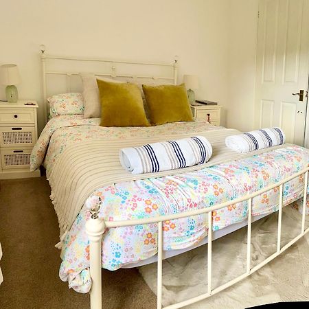 Holly Cottage Cosy Home In Sherwood Forest エドウィンストー エクステリア 写真