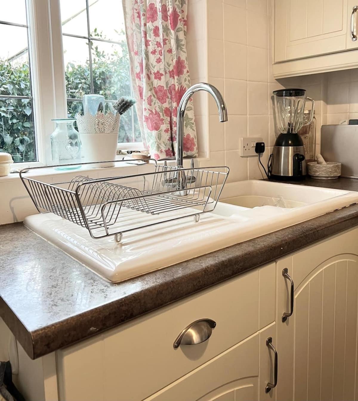 Holly Cottage Cosy Home In Sherwood Forest エドウィンストー エクステリア 写真